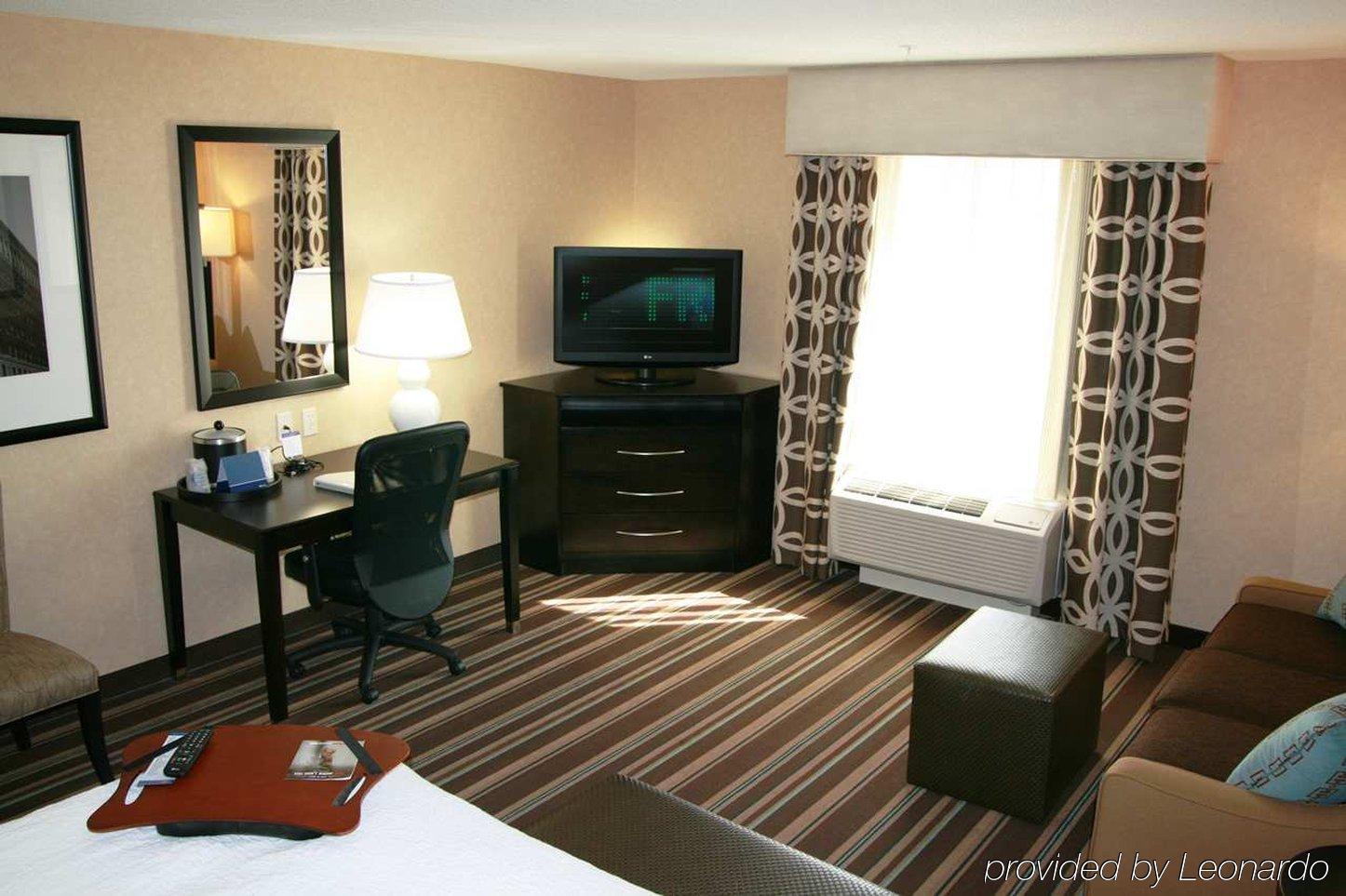 Hampton Inn And Suites Flint/Grand Blanc Pokoj fotografie