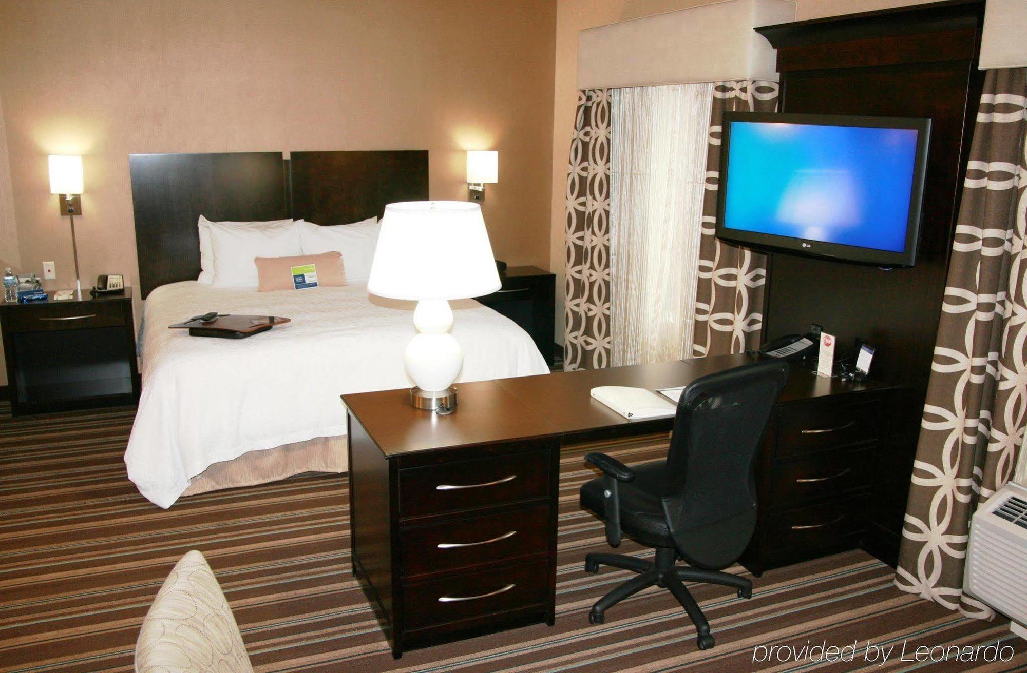 Hampton Inn And Suites Flint/Grand Blanc Pokoj fotografie