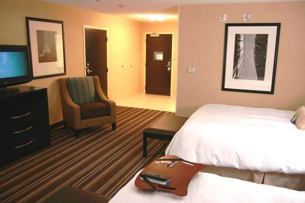 Hampton Inn And Suites Flint/Grand Blanc Pokoj fotografie